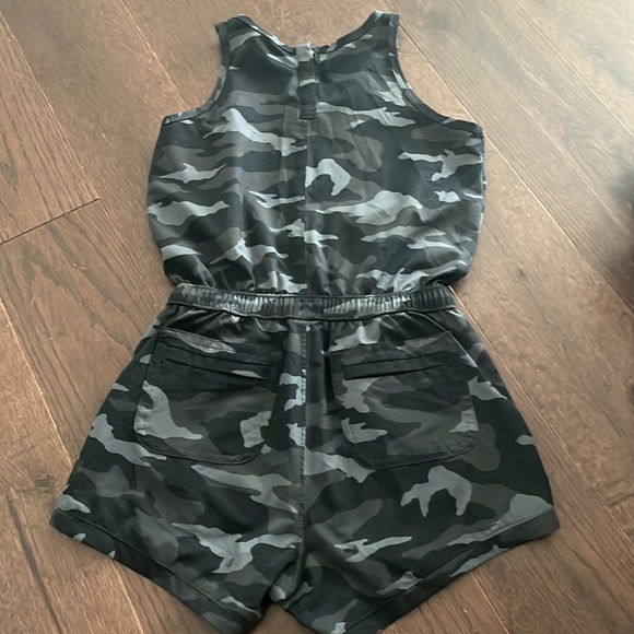 Athleta Girl Black Camo On the Go Romper - Picture 5 of 5
